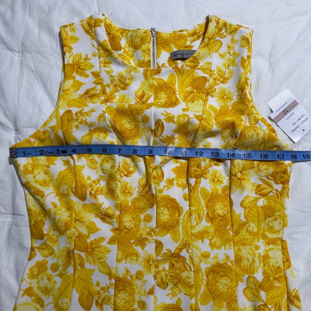 danny and nicole | Yellow and White Sleeveless, Floral Dress (Size 12) - Picture 2 of 9